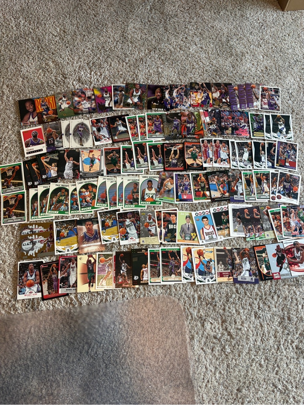 Lot of 107 Milwaukee Bucks basketball cards including Michael Redd